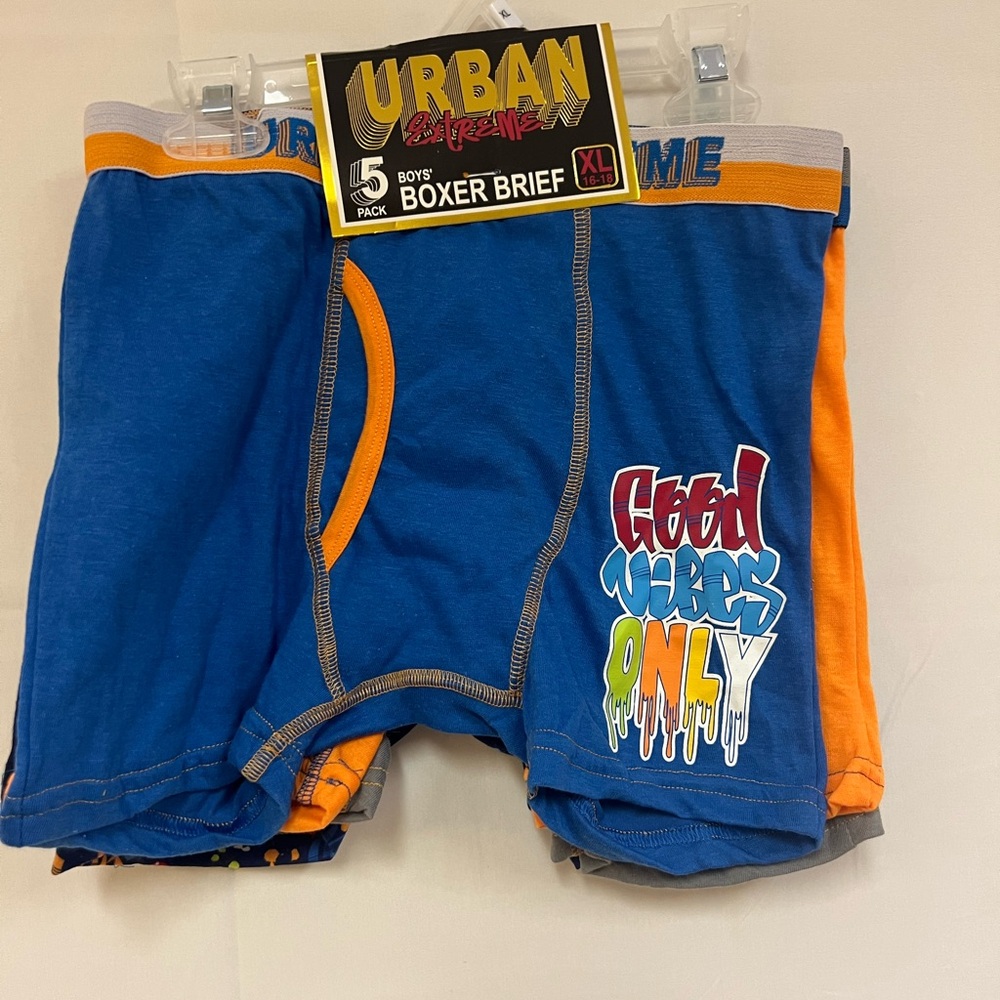 NEW URBAN EXTREME BOY BOXER BRIEF PACK OF 5 Size: XL 16-18